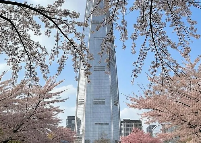 공항철도 도보3분 루프탑 테라스 전용 2층3층전체 화장실2 침대5 Apartment Seoul